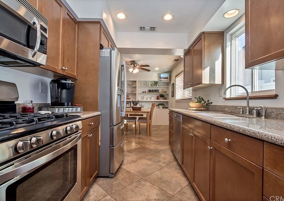 1st image of 523 S Citadell Ln