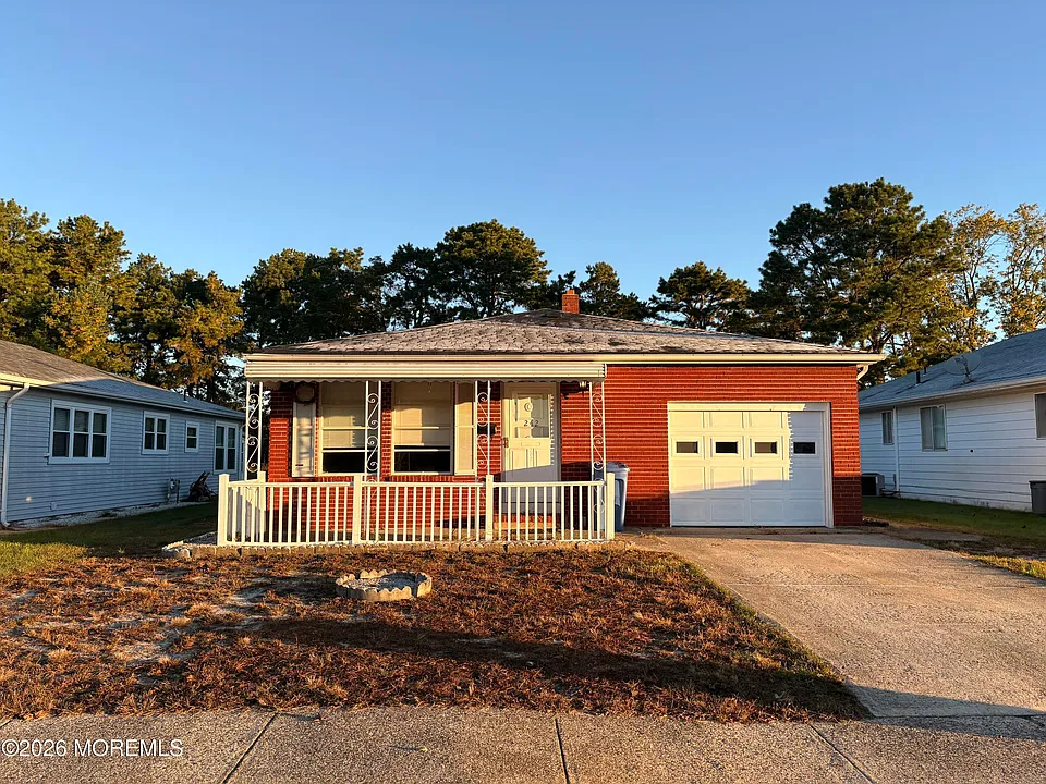 242 Fort De France Ave