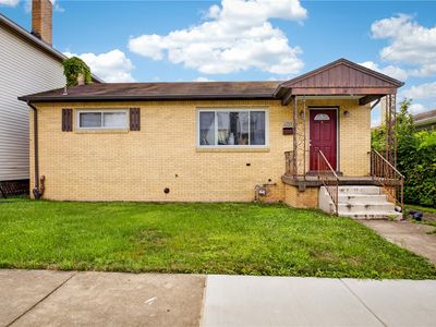 1745 Moffat St, Carnegie, PA, 15106