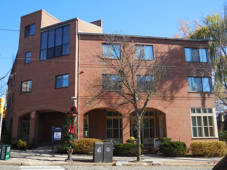 2nd image of 2 E Willow Grove Ave APT 202