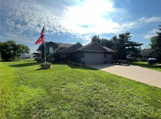 1003 Prairie Cir, Menomonie, WI 54751