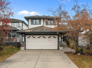 1060 Wedgewood Blvd NW, Edmonton, AB T6M 2L6