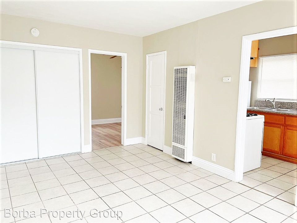 1st image of 2133 Pacific Ave #4