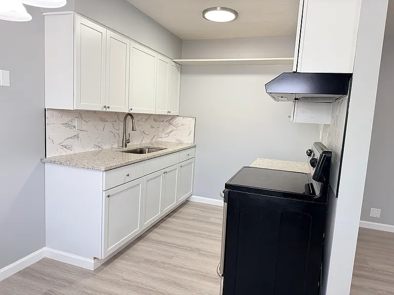 3333 Breckenridge Ln #3 — Photo 2