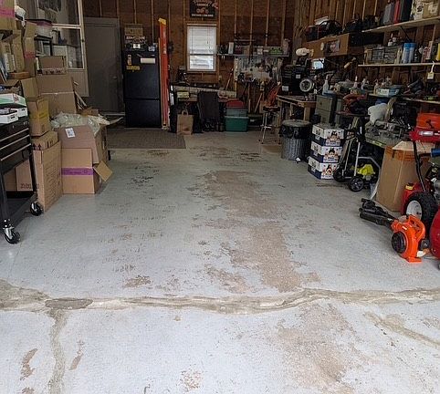 3rd image of 15 Virginia Manor Rd