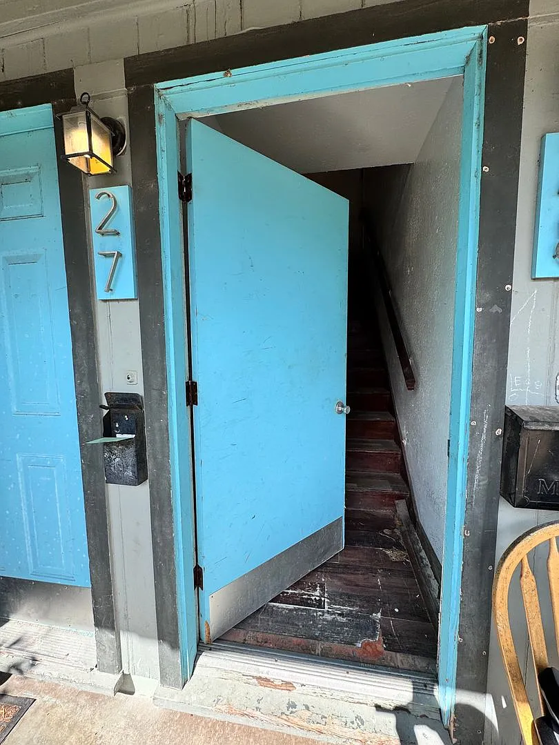 Building Photo - 3120 Santa Fe St #27