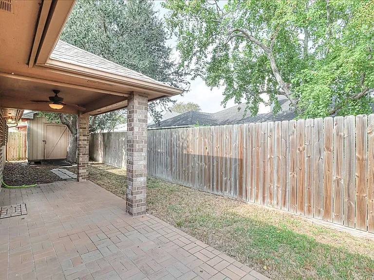 6330 Penny Ln — Photo 41
