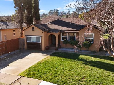 2476 California St, Redding, CA, 96001