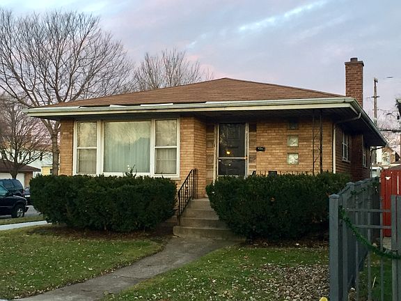 2nd image of 10801 S Mackinaw Ave