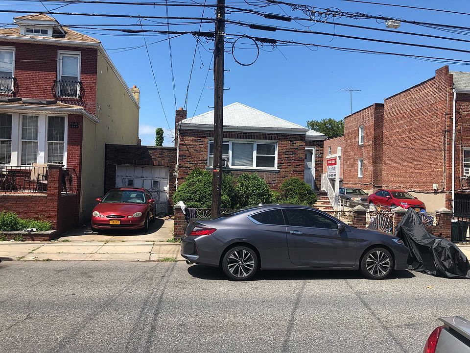 2nd image of 2433 E 1st St