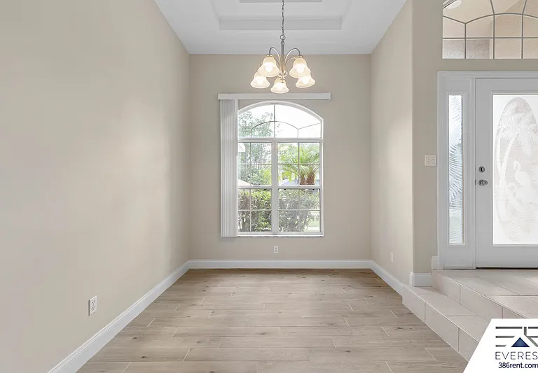 19 Webwood Pl — Photo 11