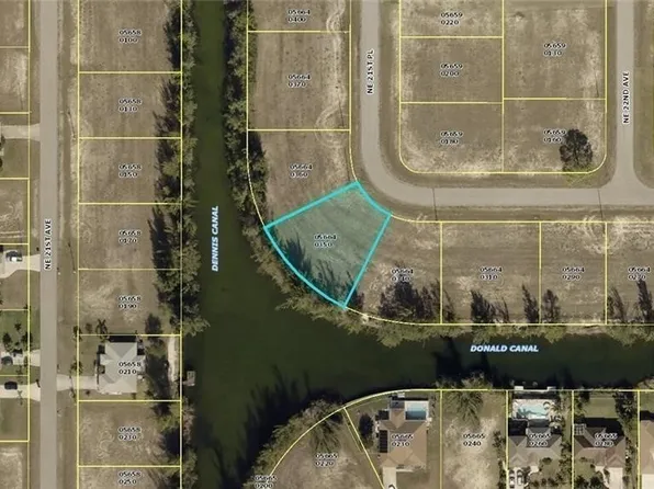 2118 NE 35th Lane Cpe, Cape Coral, FL 33909