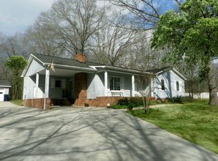 926 Hope Pl, Lancaster, SC 29720