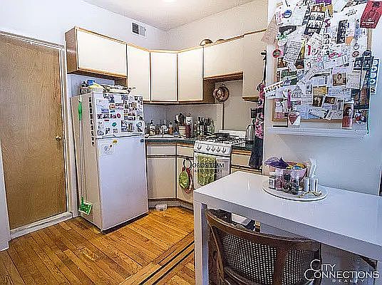 2nd image of 230 W 16th St APT 5C