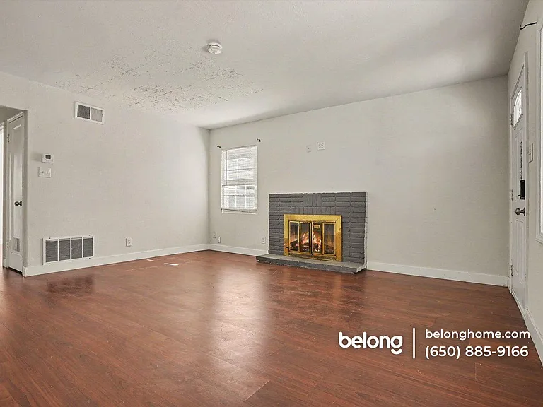 936 Lucia Ct — Photo 3