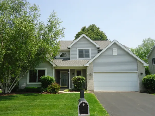 1129 Amber Ct, Woodstock, IL 60098