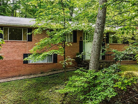 2nd image of 34 Woodland Park Dr
