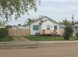 812 5th Ave N, Glasgow, MT 59230