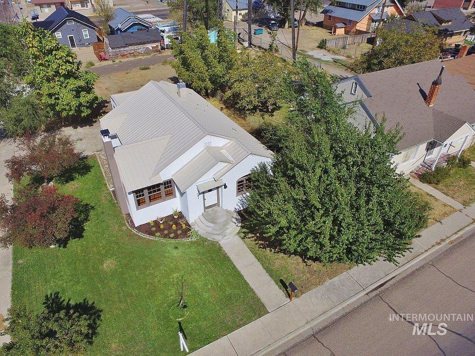 1st image of 191 SW 5th Ave