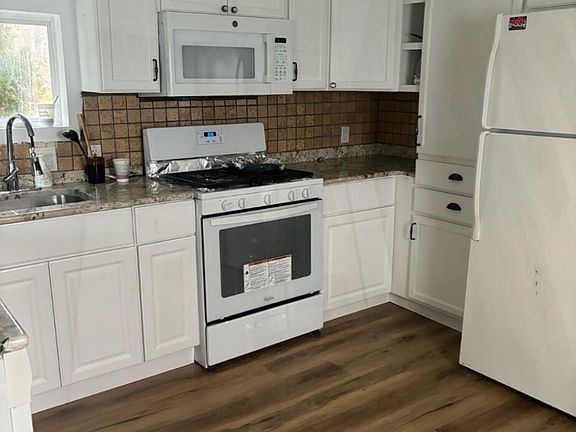 2nd image of 837 Pontius Rd SE