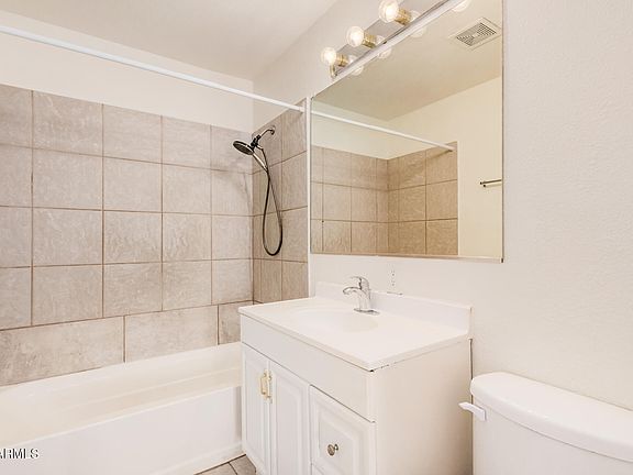 3rd image of 7937 W PINCHOT Avenue