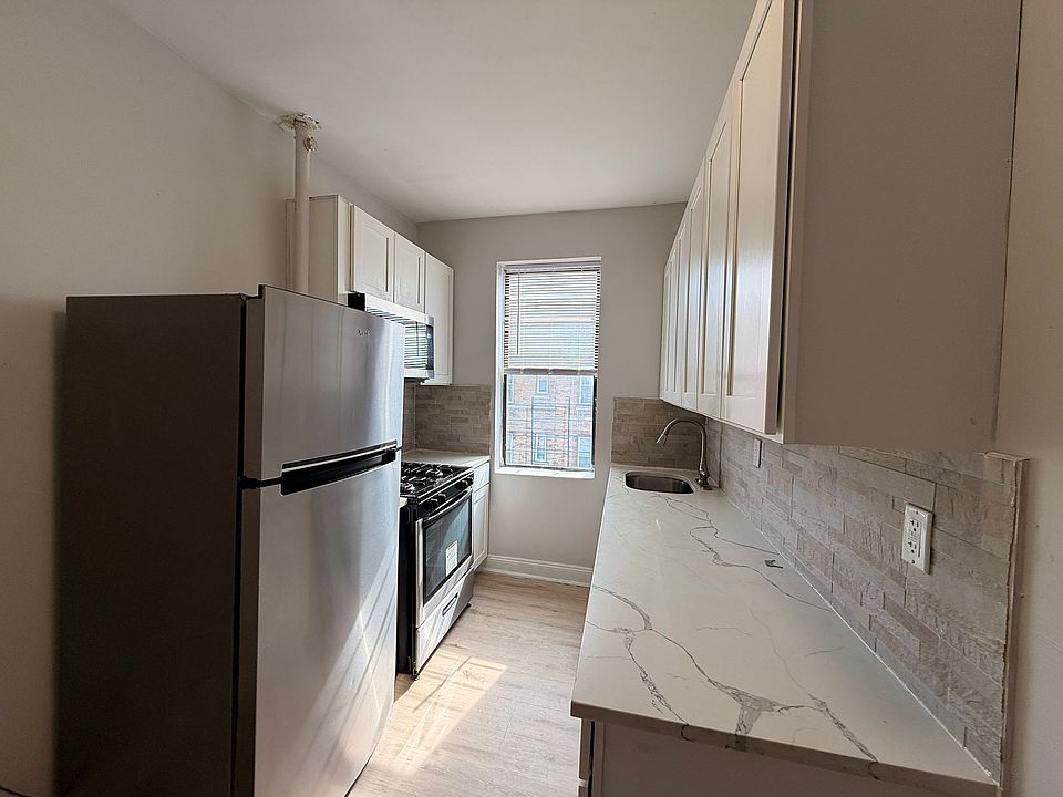 1st image of 5301 Palisade Ave #52E