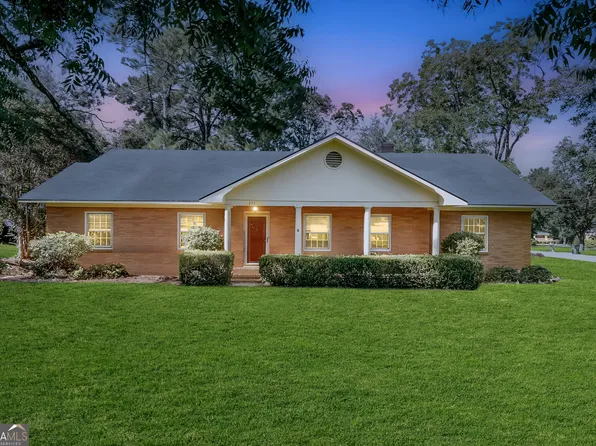 201 Highland Rd, Statesboro, GA 30458