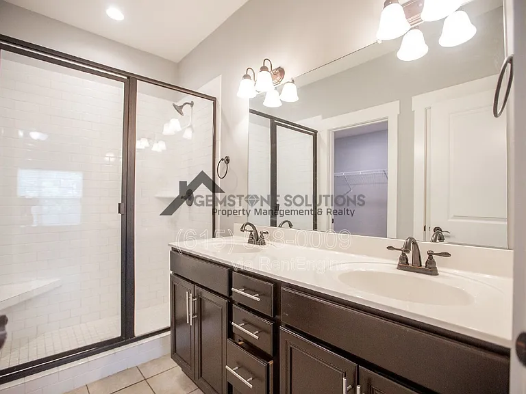 1041 Honey Bush Cir — Photo 25