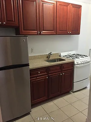 Rented by Town Residential | media 6