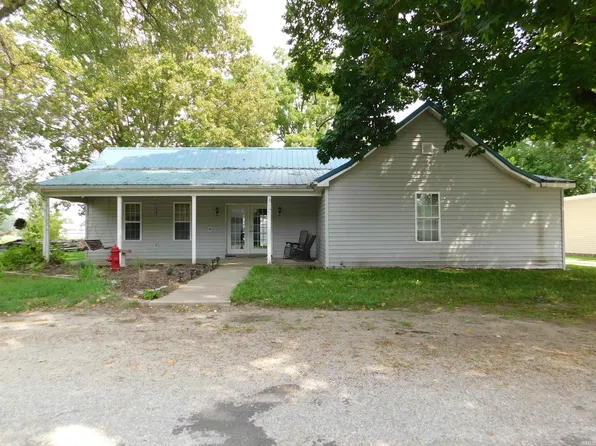 265 S 1st St, Denver, IN 46926
