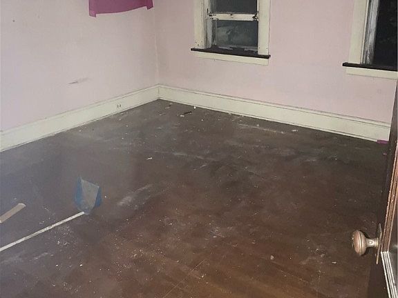 5th image of 1508 Holyoke Ave