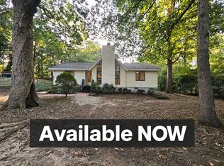 6613 Louisburg Rd, Raleigh, NC 27616