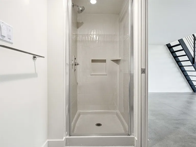 Step Designer Lofts — Photo 140