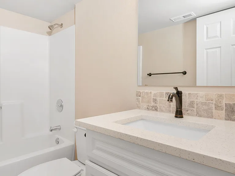 14192 W Chadford Dr — Photo 20