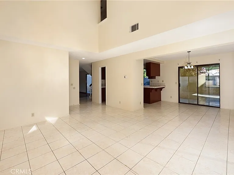 11251 Frankmont Ct — Photo 4