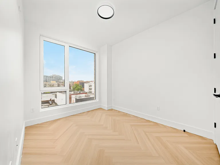 34-16 38th St #1406 — Photo 8