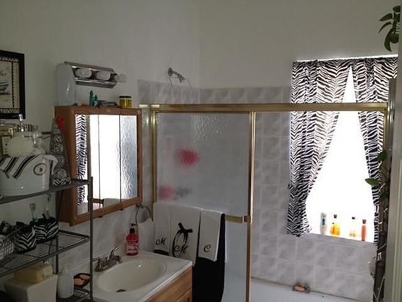 5th image of 543 N Laramie Ave