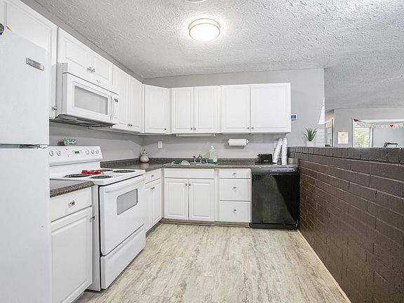 3rd image of 9643 Lamborne Blvd #F590ce73b