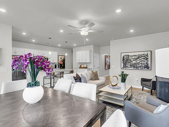 5th image of 521 Oleary Cir