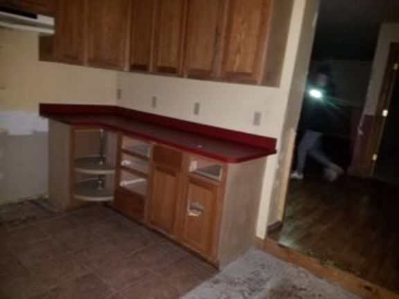 4th image of 407 Holbrook Holw