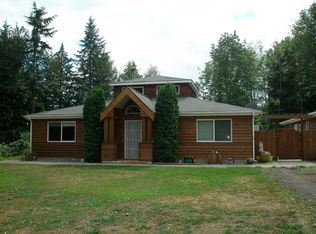 8269 NE Forest Home Ln, Kingston, WA 98346