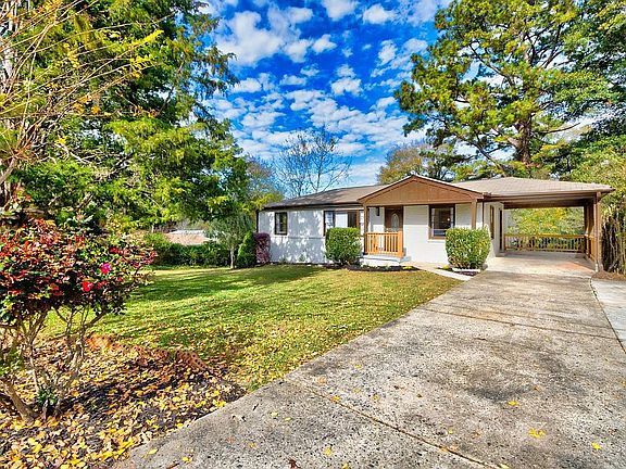 2nd image of 396 Norton Cir SE