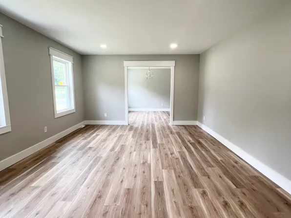 4236 Glenfall Ave, Charlotte, NC 28210