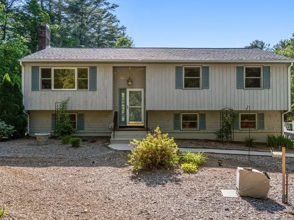 205 Essex St, Mansfield, MA 02048