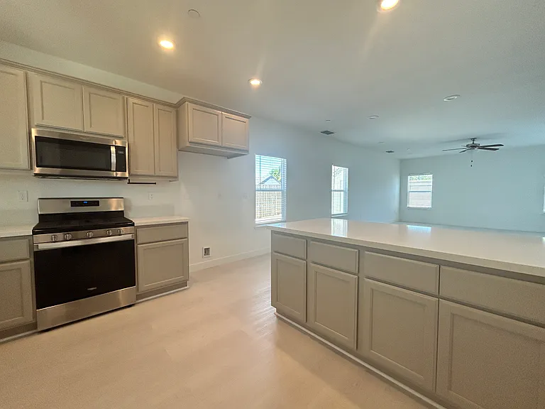 2220 Beppe Pl — Photo 6