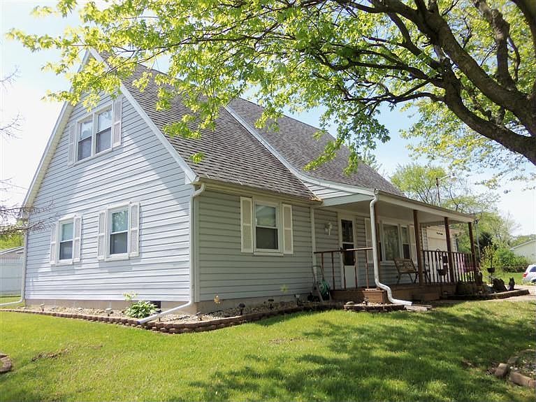 2nd image of 378 Pinewood Dr