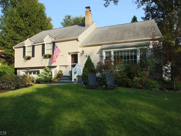 6 Nautical Ter, Jefferson Twp., NJ 07849