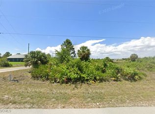 811 Lamar St E, Lehigh Acres, FL 33974
