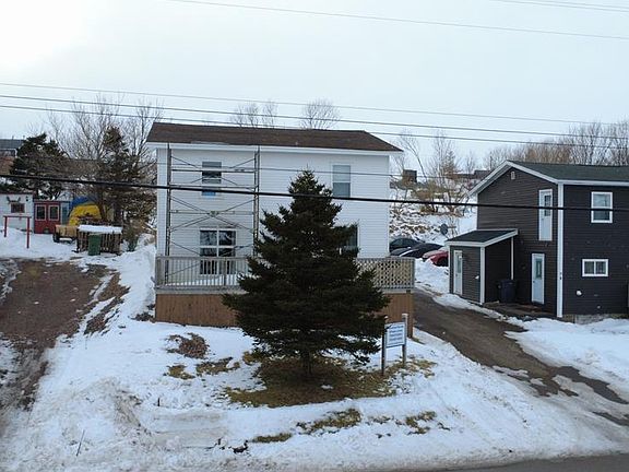 3rd image of 98-98A Water Street W