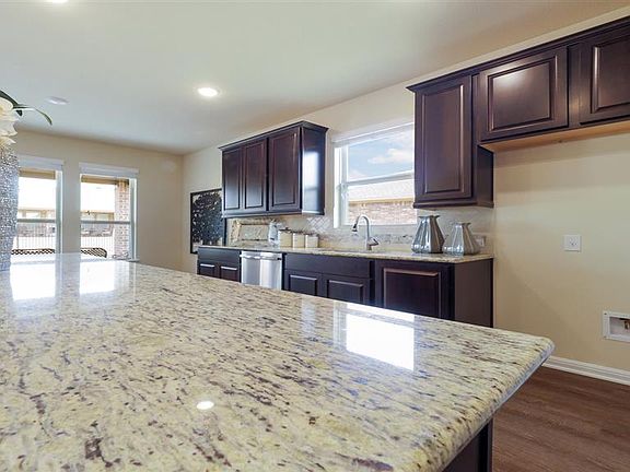 3rd image of 3224 Aurelia Ln